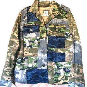 Women's Gap Camo Patch Utility Button Front Jacket NEW